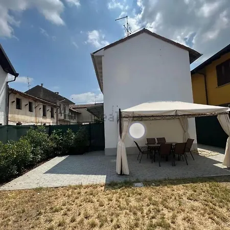 Centro Con Giardino Villa *